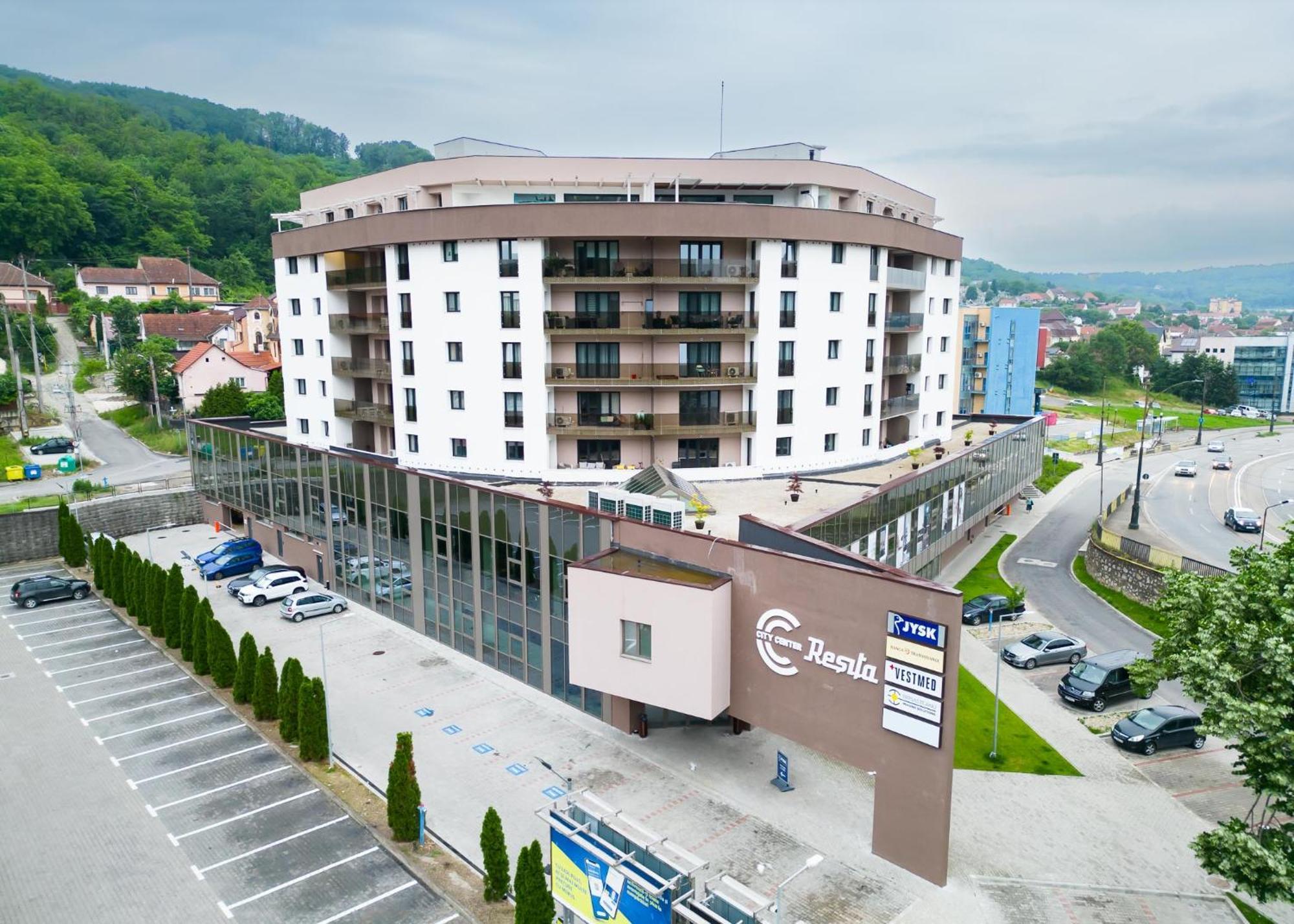 City Center Accommodation 111 Resita Esterno foto
